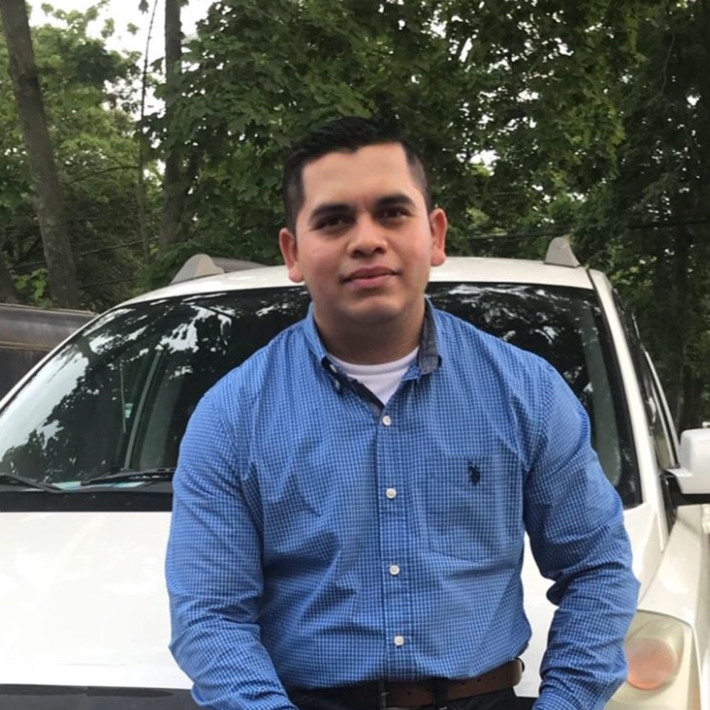 Meet your Posher, Leonel